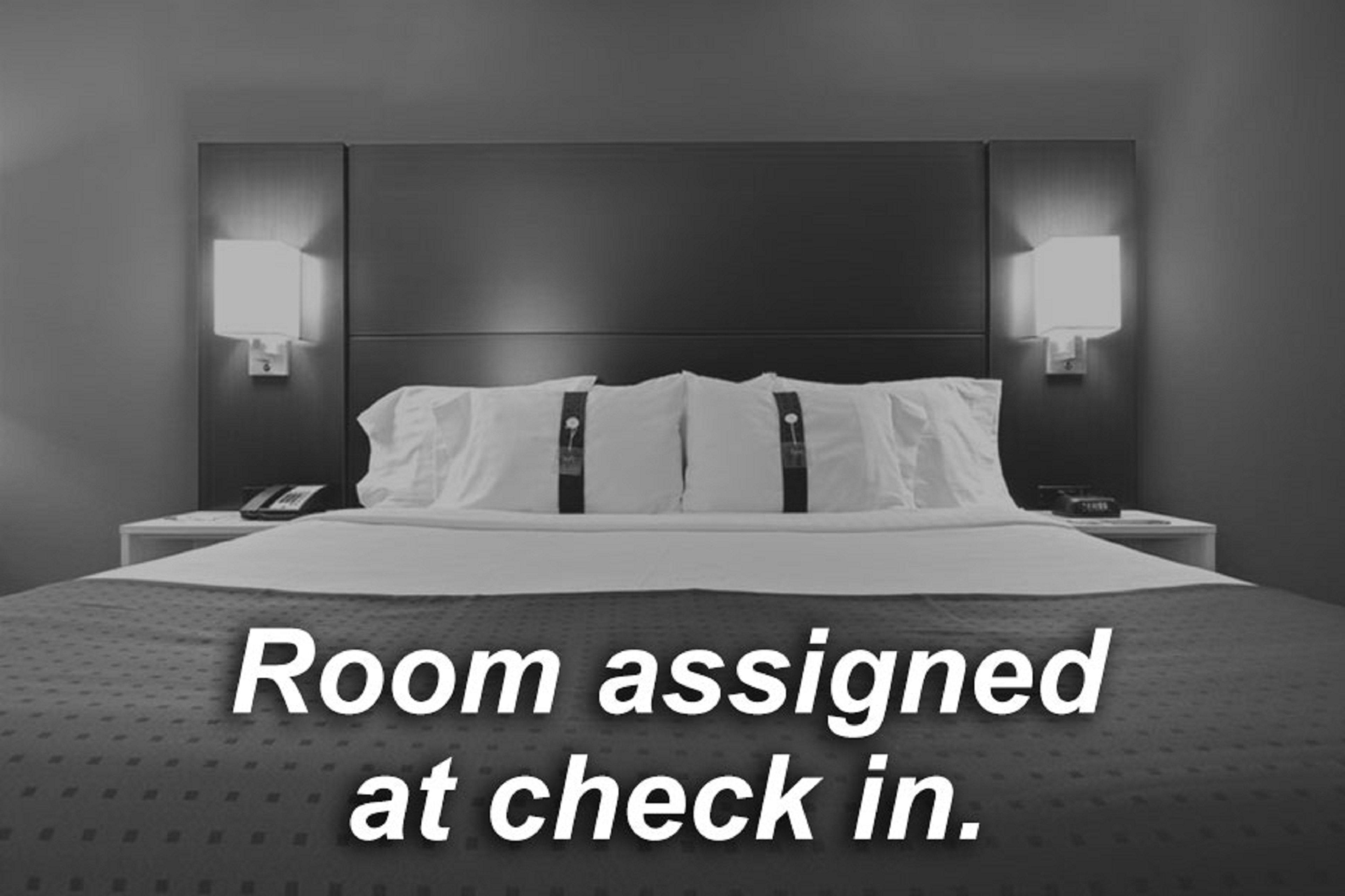 Holiday Inn Express & Suites Broomfield By Ihg Bagian luar foto